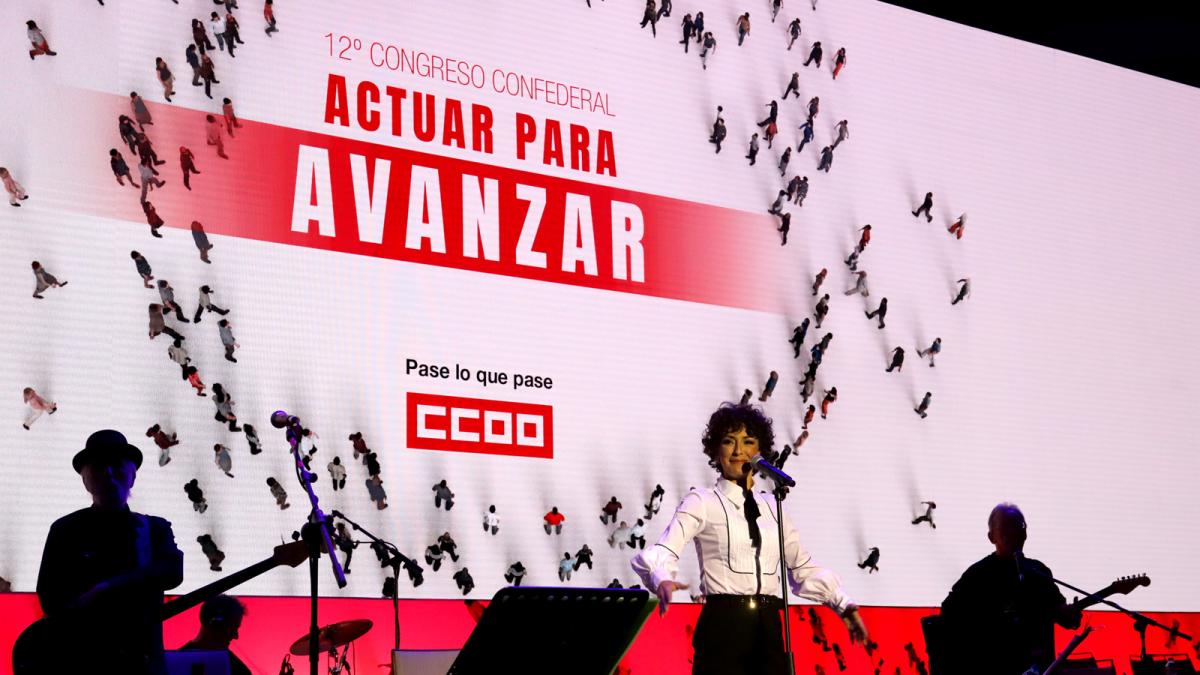 Actuacin del grupo musical La Noche Sabinera en el 12 Congreso de CCOO
